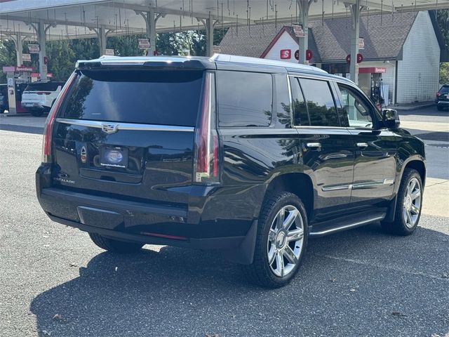 2017 Cadillac Escalade Luxury