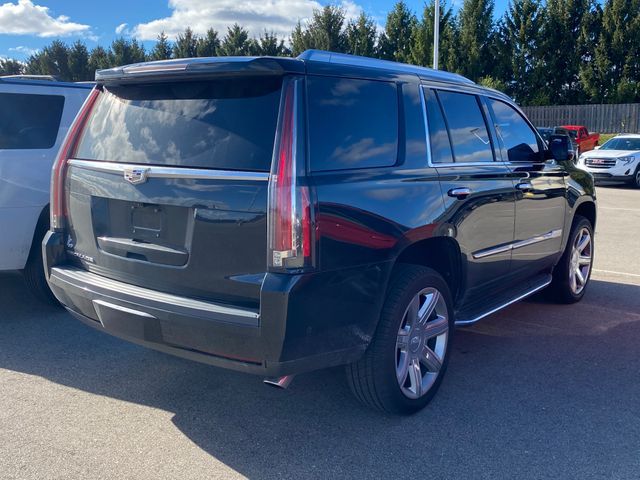 2017 Cadillac Escalade Luxury