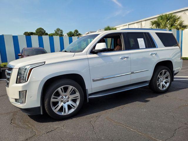 2017 Cadillac Escalade Luxury