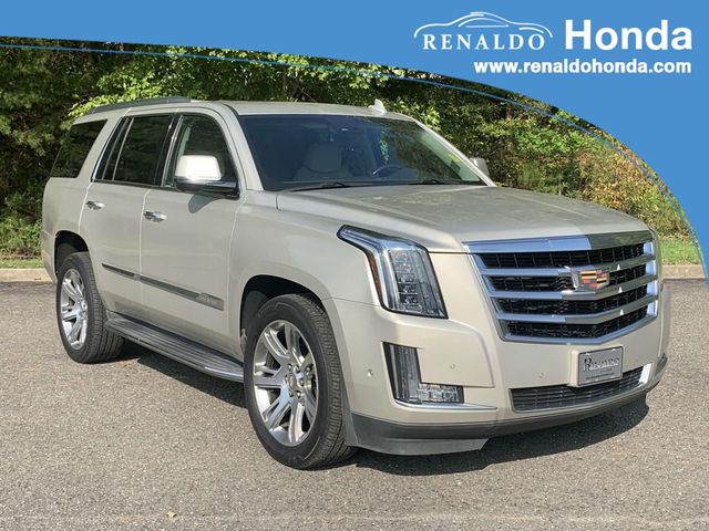 2017 Cadillac Escalade Luxury