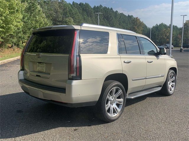 2017 Cadillac Escalade Luxury