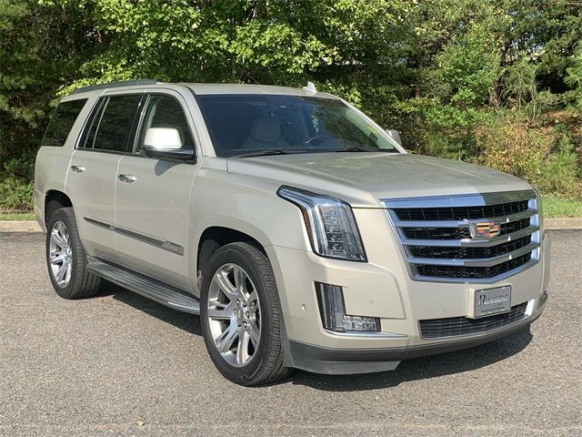 2017 Cadillac Escalade Luxury