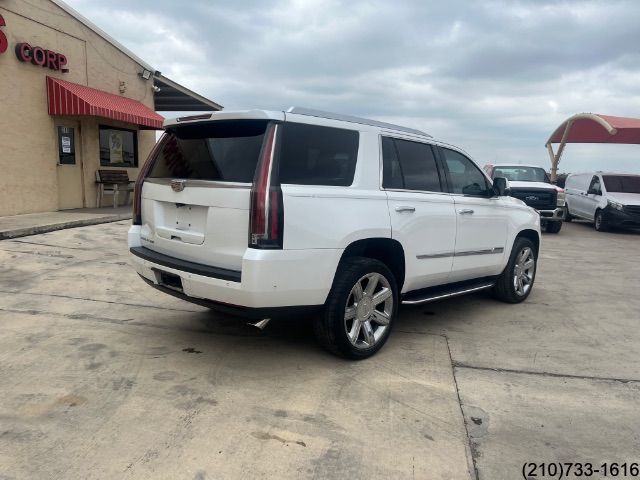 2017 Cadillac Escalade Luxury