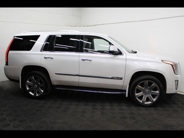 2017 Cadillac Escalade Luxury