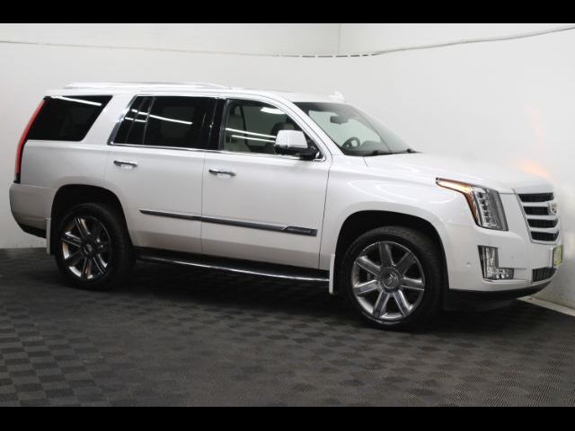 2017 Cadillac Escalade Luxury