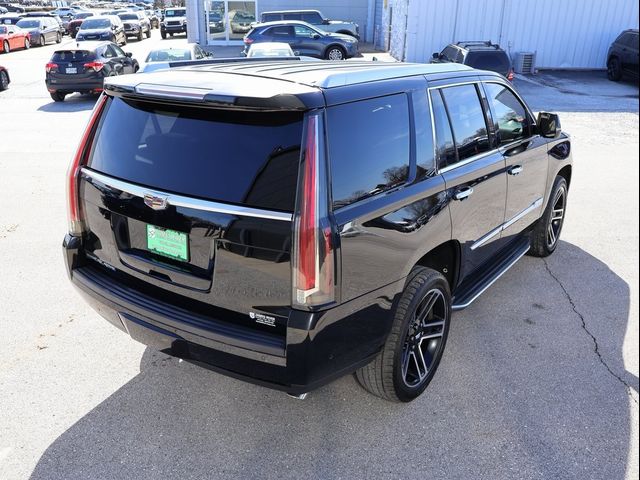 2017 Cadillac Escalade Luxury