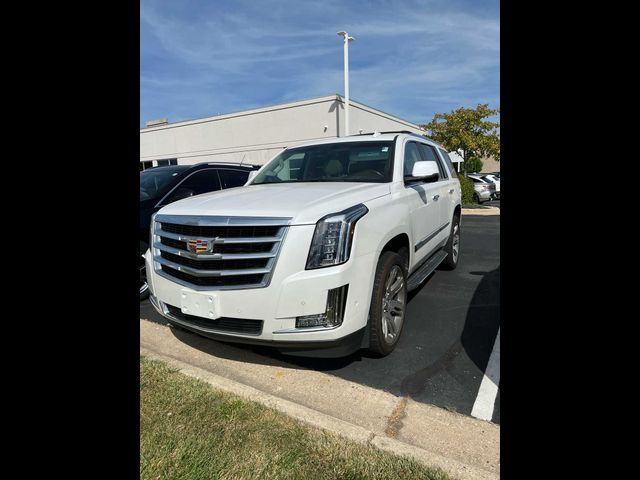 2017 Cadillac Escalade Luxury