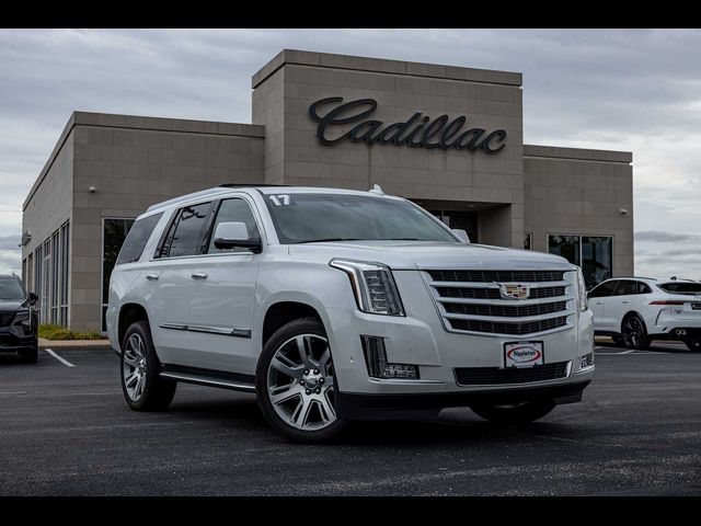 2017 Cadillac Escalade Luxury