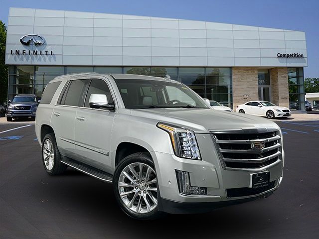 2017 Cadillac Escalade Luxury