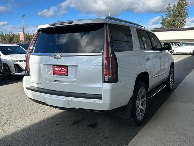 2017 Cadillac Escalade Luxury