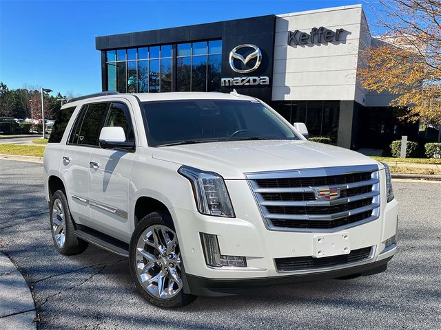 2017 Cadillac Escalade Luxury