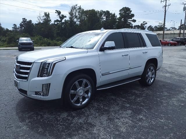 2017 Cadillac Escalade Luxury