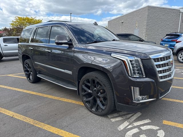 2017 Cadillac Escalade Luxury