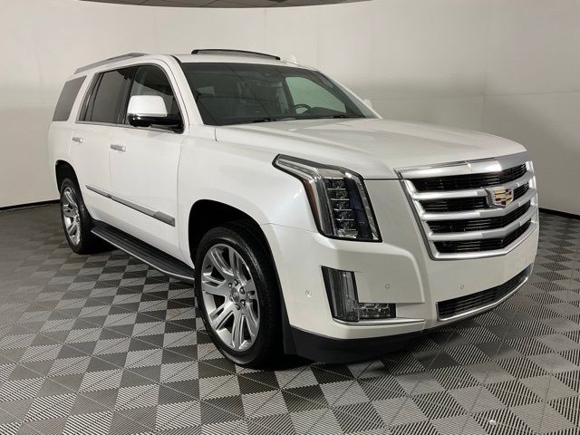 2017 Cadillac Escalade Luxury