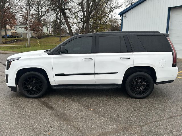 2017 Cadillac Escalade Luxury