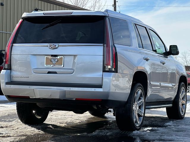 2017 Cadillac Escalade Luxury