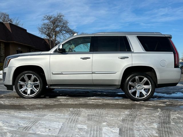 2017 Cadillac Escalade Luxury