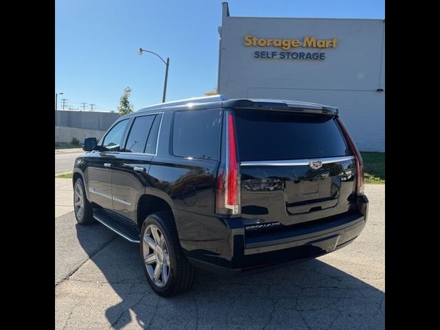 2017 Cadillac Escalade Luxury