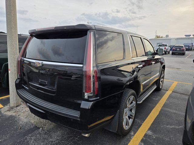 2017 Cadillac Escalade Luxury