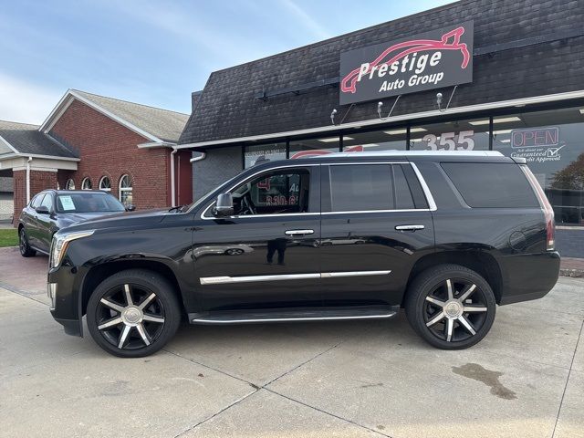 2017 Cadillac Escalade Luxury