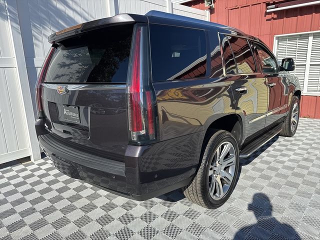 2017 Cadillac Escalade Luxury