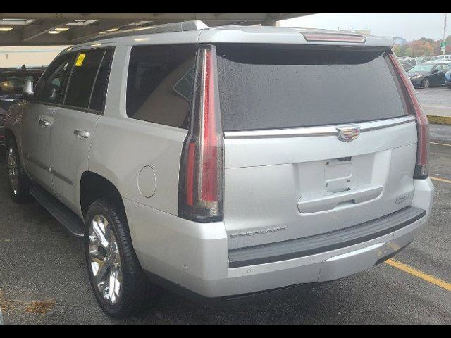 2017 Cadillac Escalade Luxury