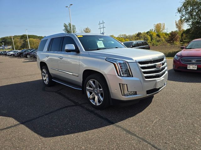 2017 Cadillac Escalade Luxury