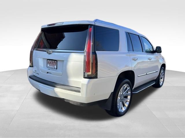 2017 Cadillac Escalade Luxury