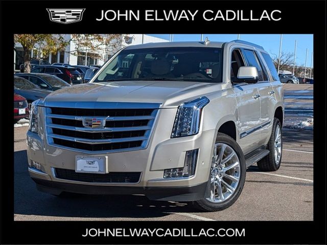 2017 Cadillac Escalade Luxury