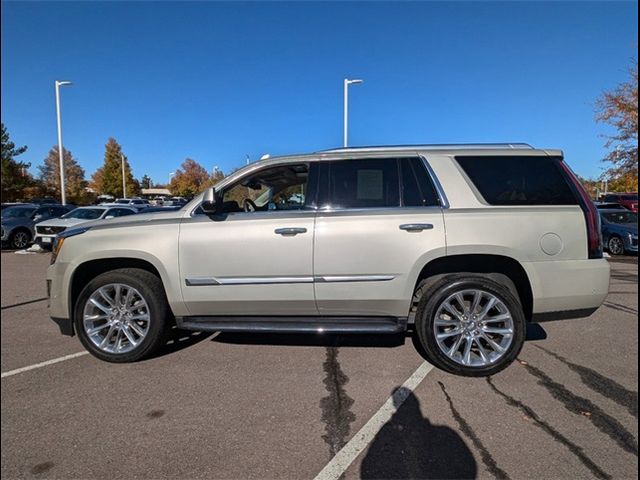 2017 Cadillac Escalade Luxury