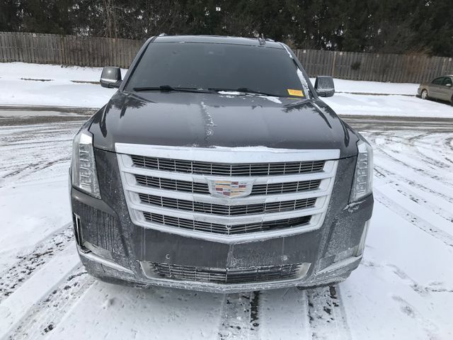 2017 Cadillac Escalade Luxury