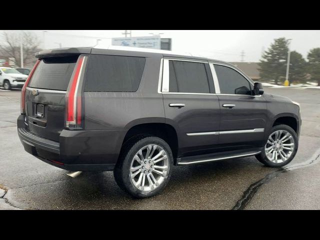 2017 Cadillac Escalade Luxury