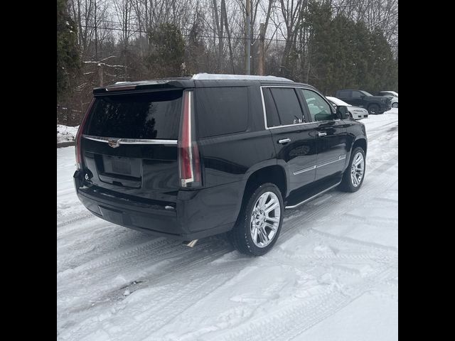 2017 Cadillac Escalade Luxury