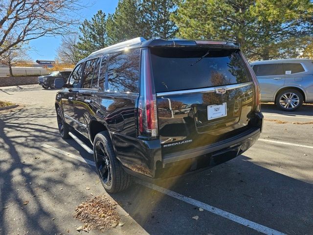 2017 Cadillac Escalade Luxury