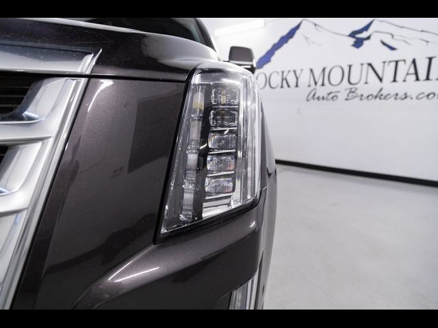 2017 Cadillac Escalade Luxury