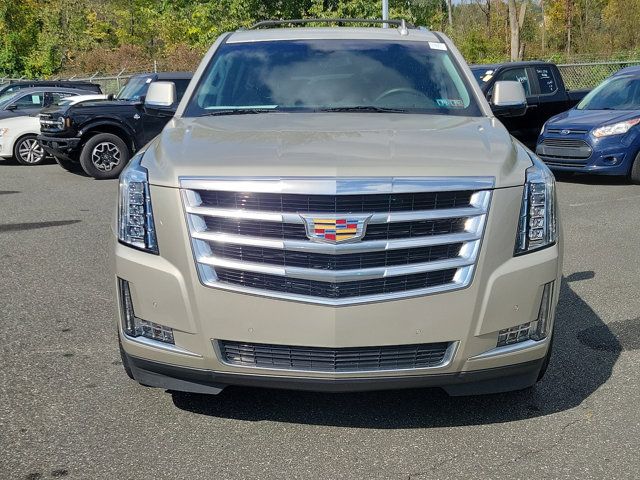 2017 Cadillac Escalade Luxury