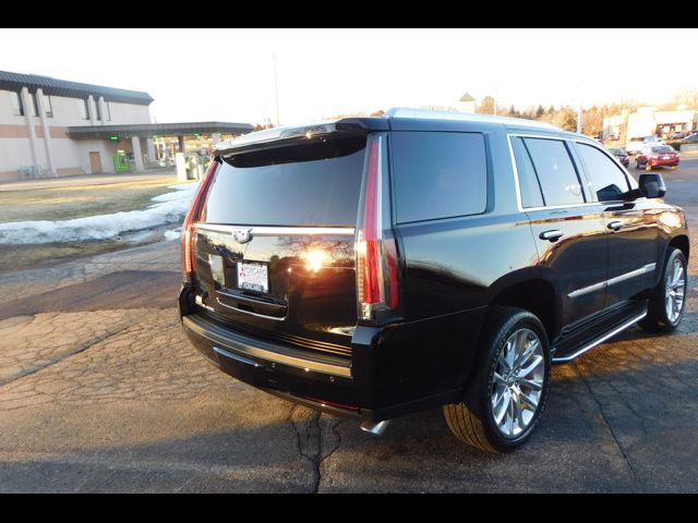 2017 Cadillac Escalade Luxury