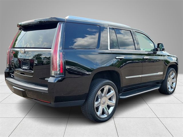 2017 Cadillac Escalade Luxury