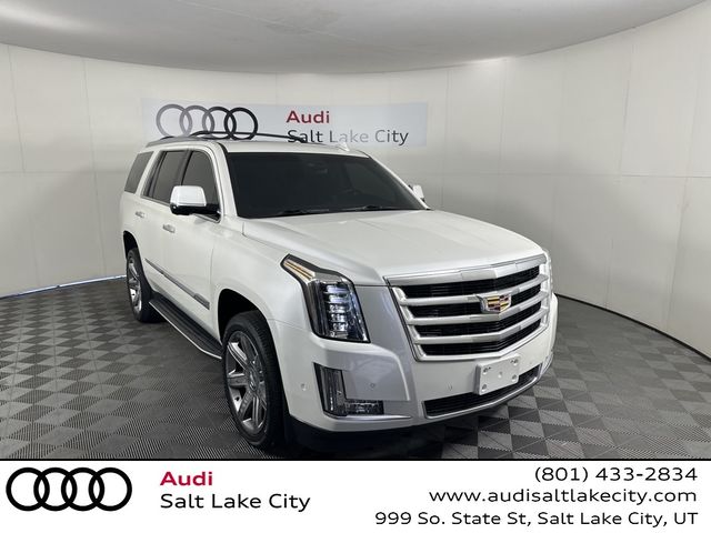 2017 Cadillac Escalade Luxury