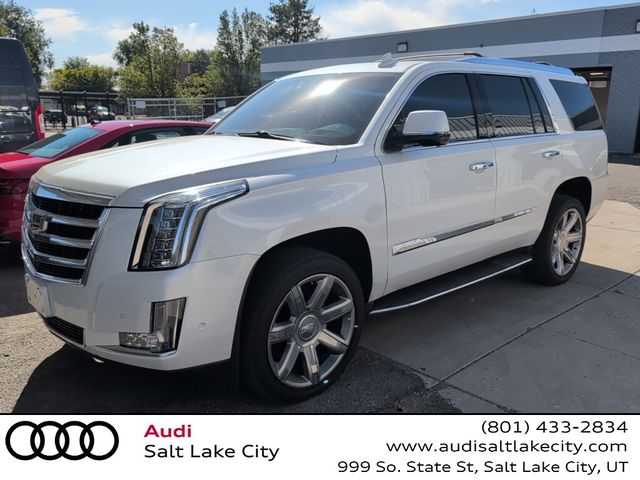 2017 Cadillac Escalade Luxury