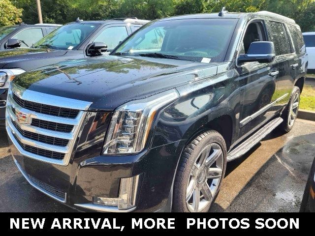 2017 Cadillac Escalade Luxury