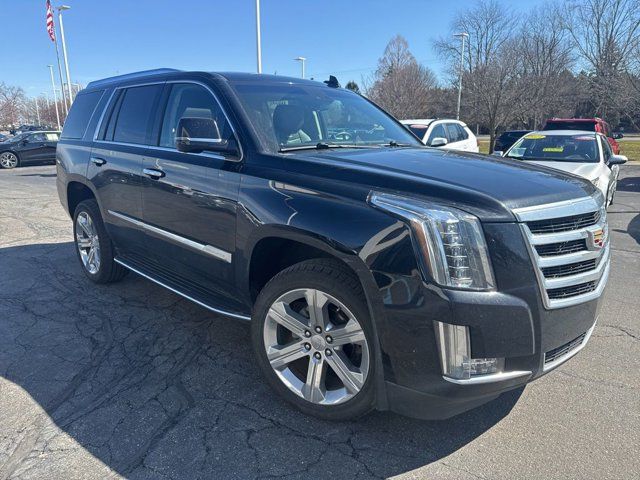 2017 Cadillac Escalade Luxury