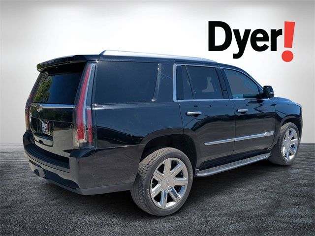 2017 Cadillac Escalade Luxury