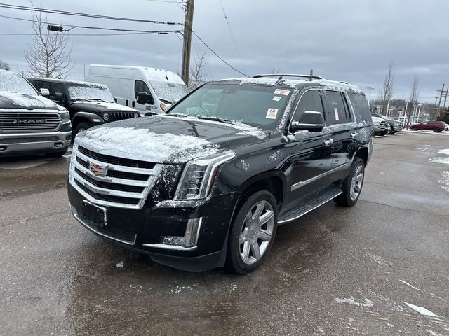 2017 Cadillac Escalade Luxury