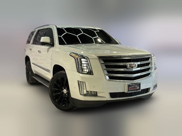 2017 Cadillac Escalade Luxury