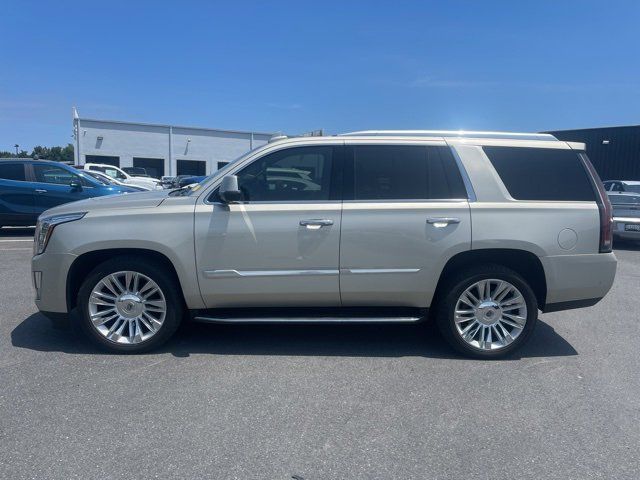 2017 Cadillac Escalade Luxury