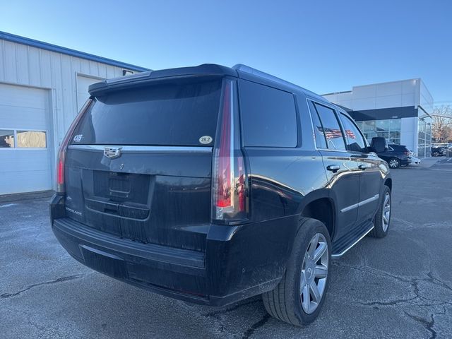 2017 Cadillac Escalade Luxury