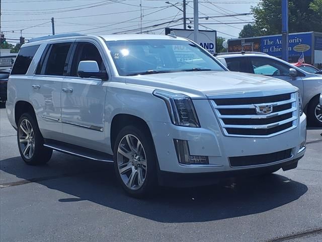 2017 Cadillac Escalade Luxury