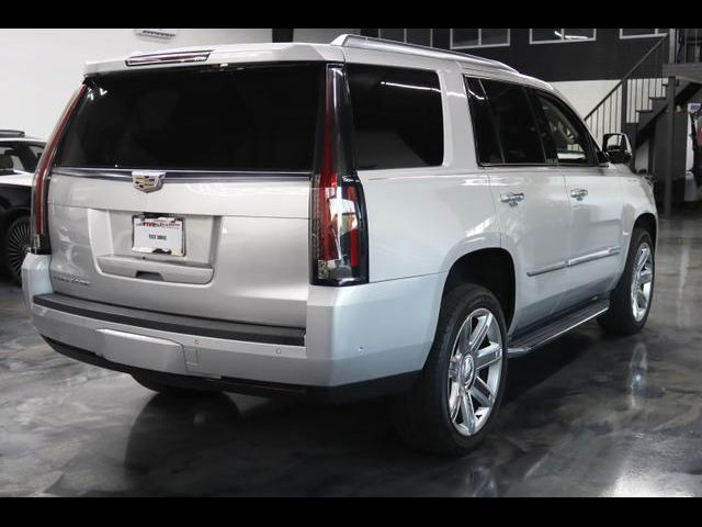 2017 Cadillac Escalade Luxury