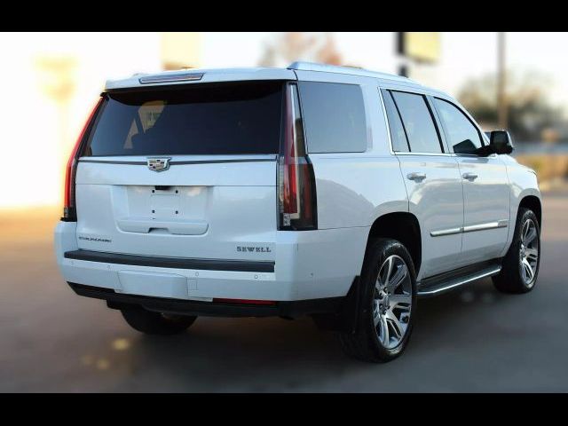 2017 Cadillac Escalade Luxury